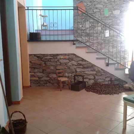 Pania Forata Hostel Stazzema